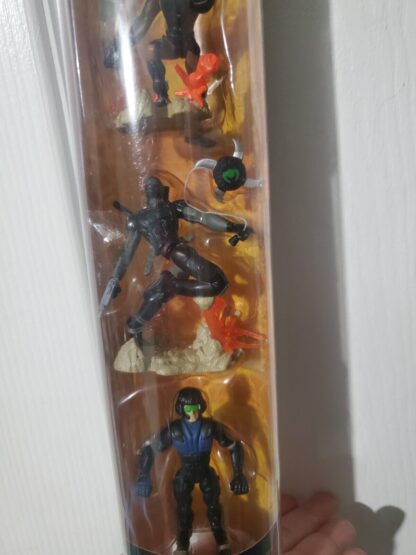 New G.I.Joe 2.5" Sigma 6 HASBRO 3 Action Figures Tube 2006